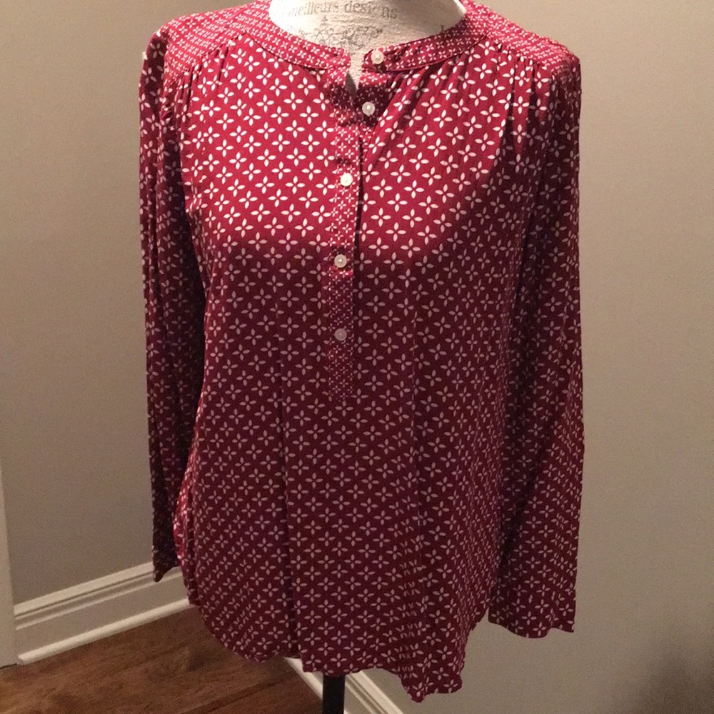 Long-sleeves printed top